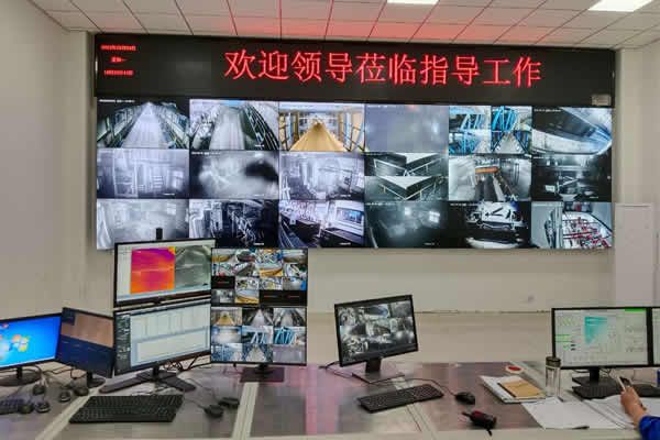 一塊拼接屏可以顯示多少路監(jiān)控畫面，監(jiān)控畫面是如何在拼接屏上顯示的